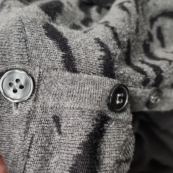 Sweater Lane  Bryant Short Sleeve Lightweight Plus Size Sweater - Picture 5 of 5